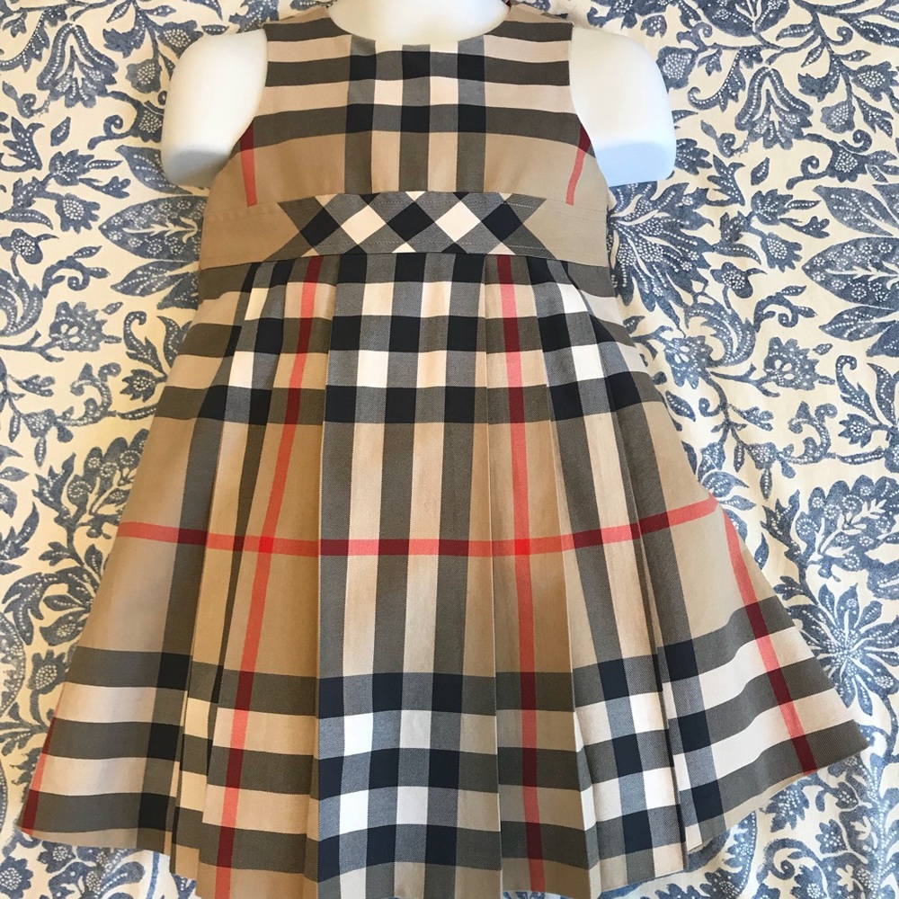 Authentic Berberry 2Y Plaid dress